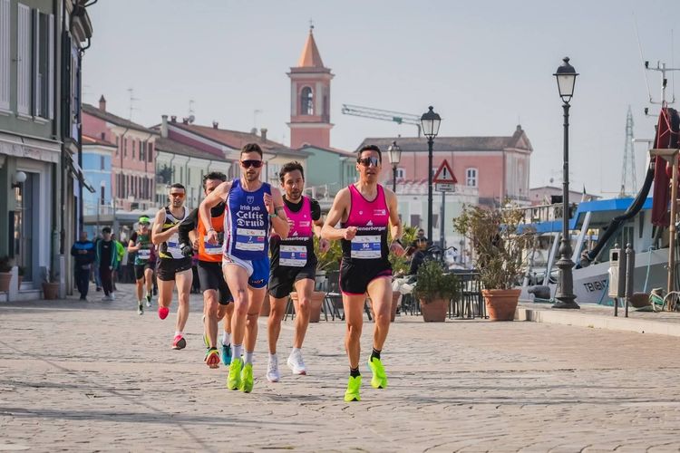 ATTRAVERSO CESENATICO