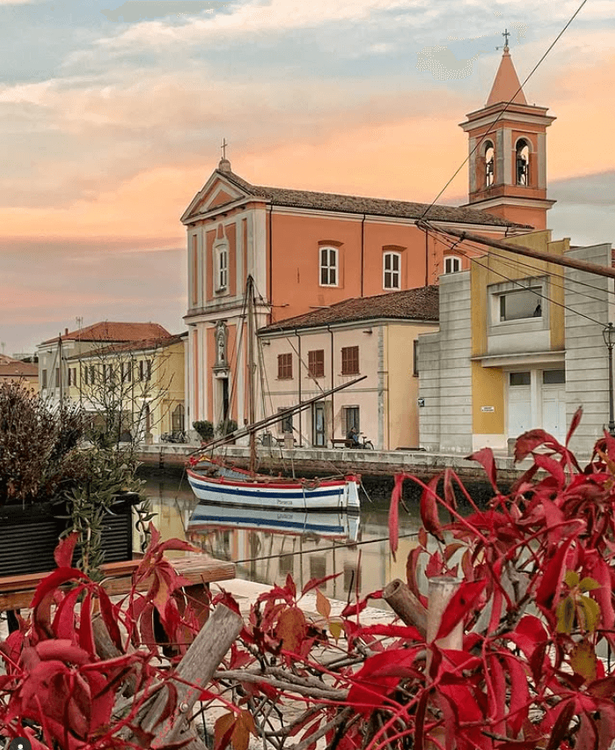 Experience stories and traditions in the seaside town