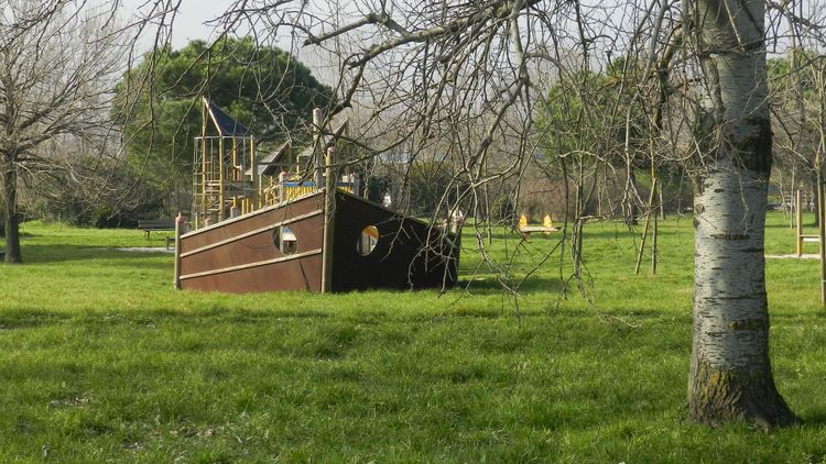 PASSEGGIATA NEL PARCO DI LEVANTE