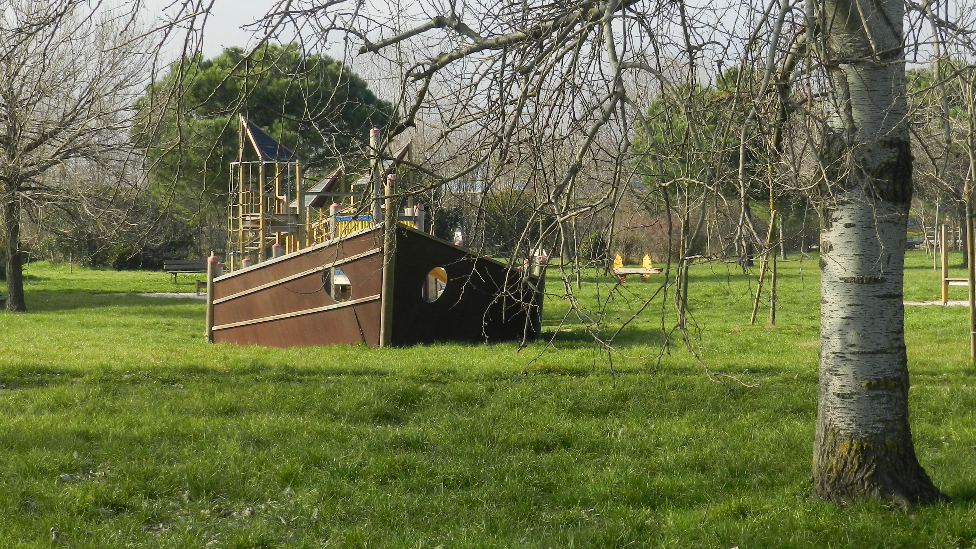 PASSEGGIATA NEL PARCO DI LEVANTE
